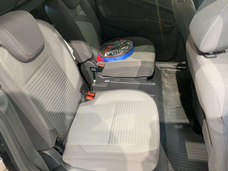 Ford Grand C-Max 1.5 EcoBoost Titanium — zdjęcie 14