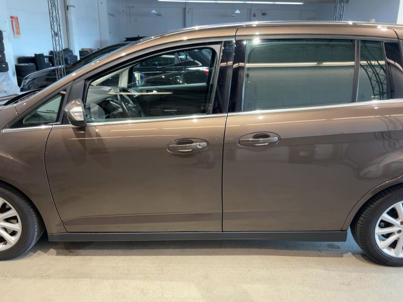Ford Grand C-Max 1.5 EcoBoost Titanium — zdjęcie 4