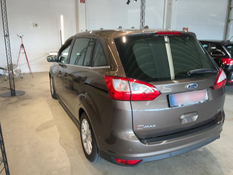 Ford Grand C-Max 1.5 EcoBoost Titanium — zdjęcie 3
