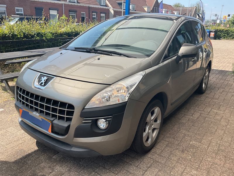 Peugeot 3008 1.6 Active