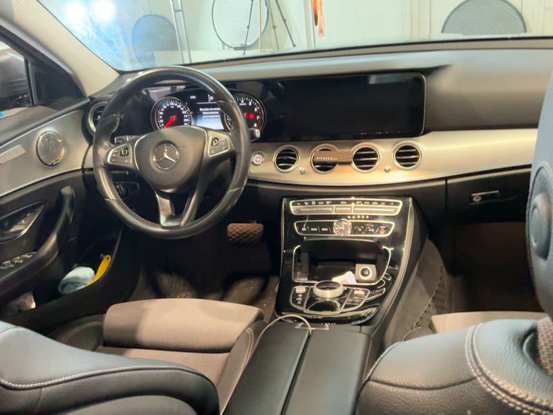Mercedes-Benz E-Klasse E 250 Avantgarde — zdjęcie 12