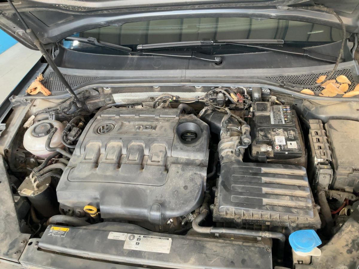 Volkswagen Passat 2019 — photo 35