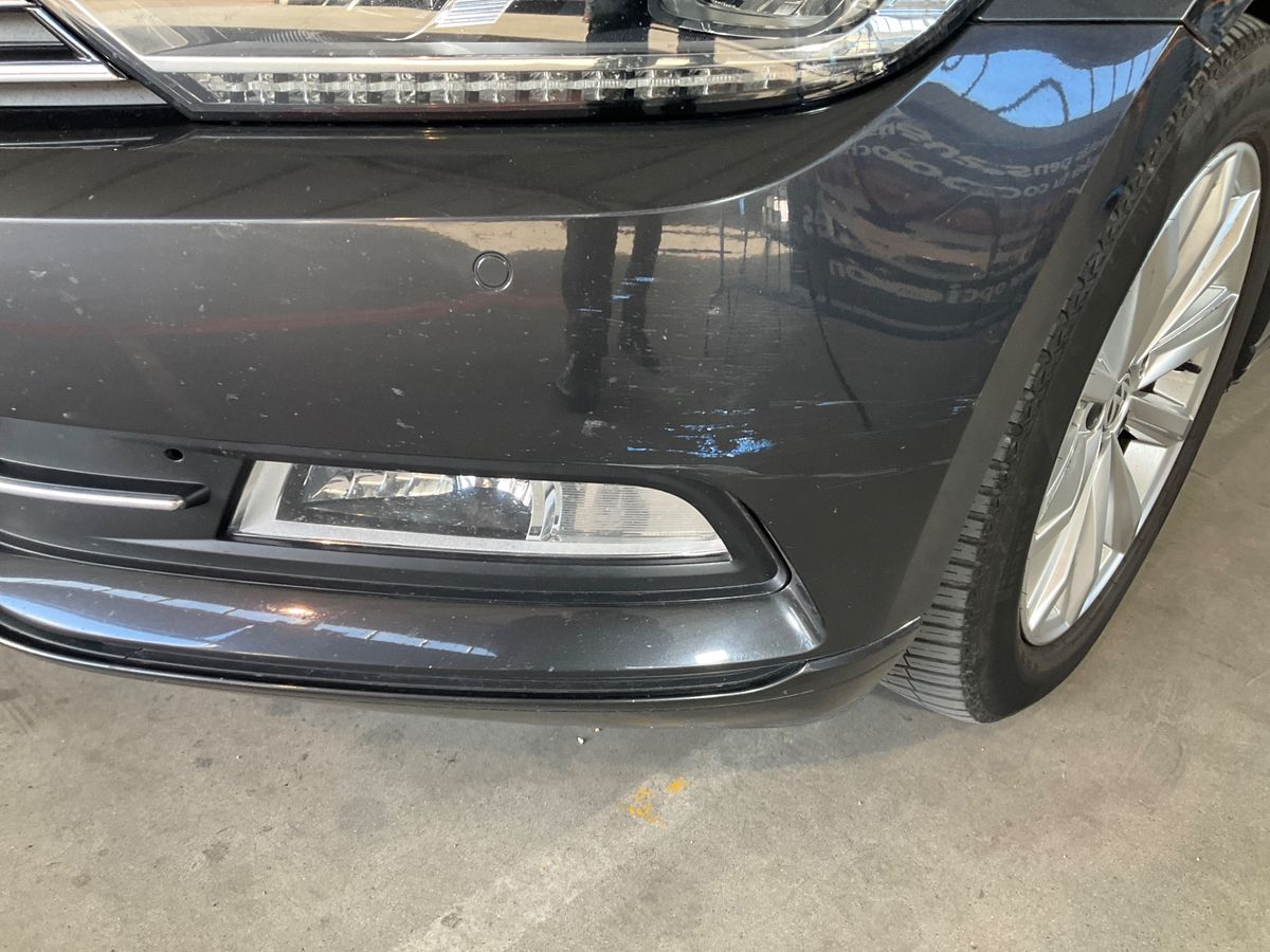 Volkswagen Passat 2019 — photo 34
