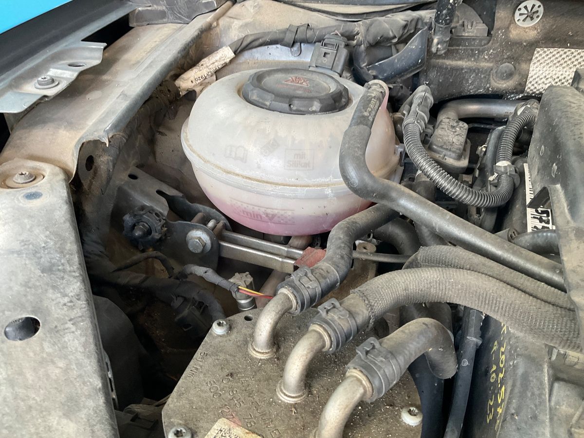Volkswagen Passat 2019 — photo 40