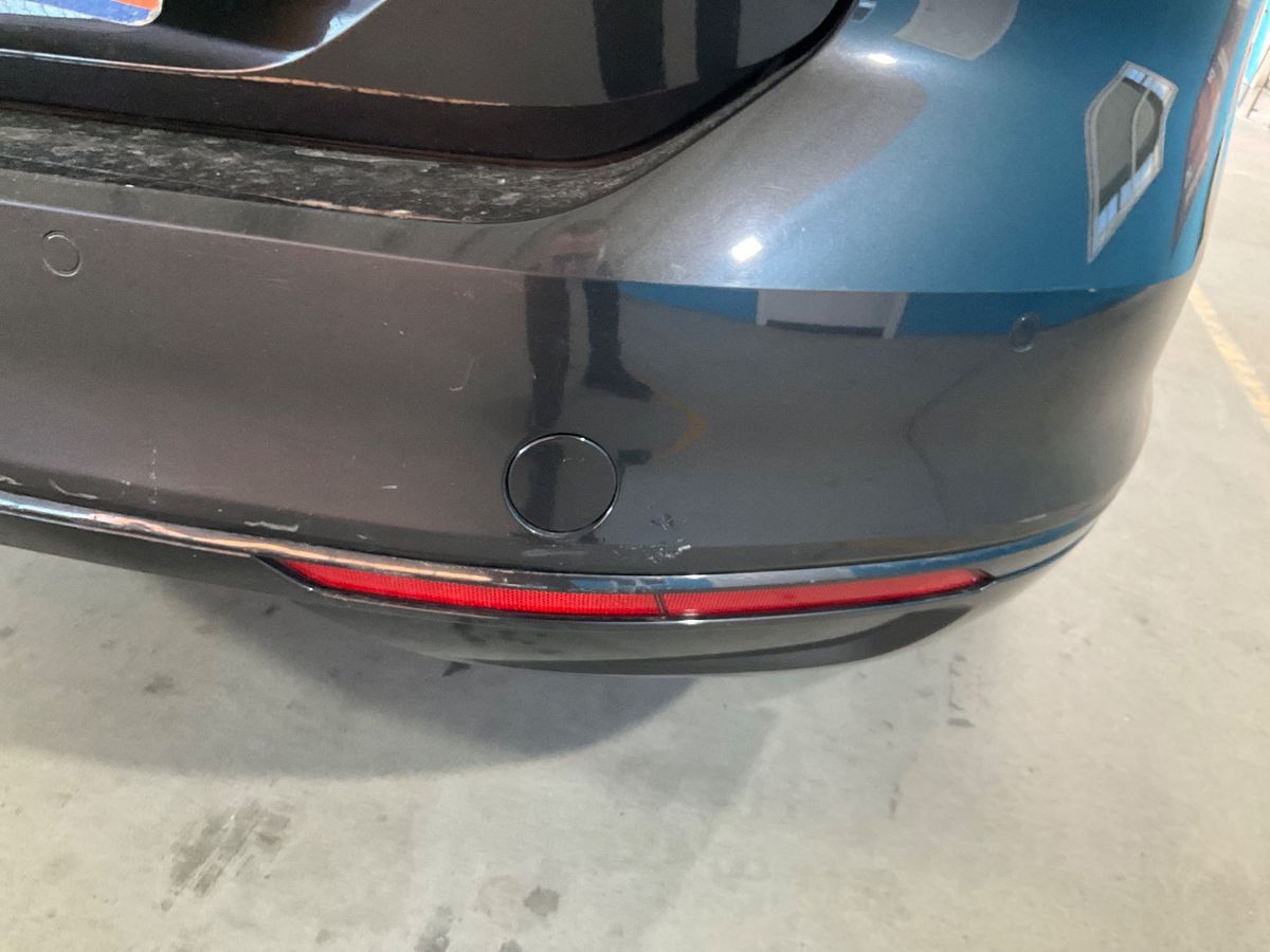 Volkswagen Passat 2019 — photo 33