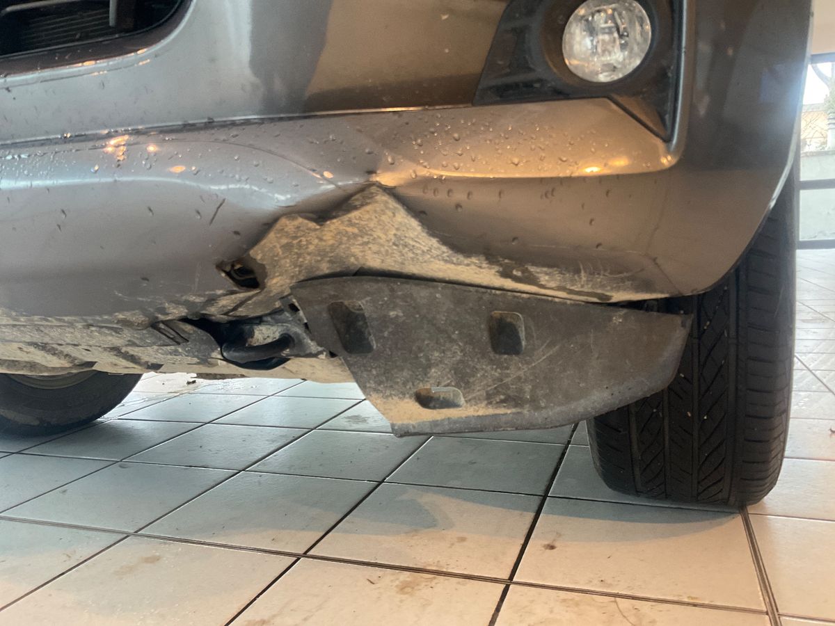 Isuzu D-MAX 2023 — photo 3