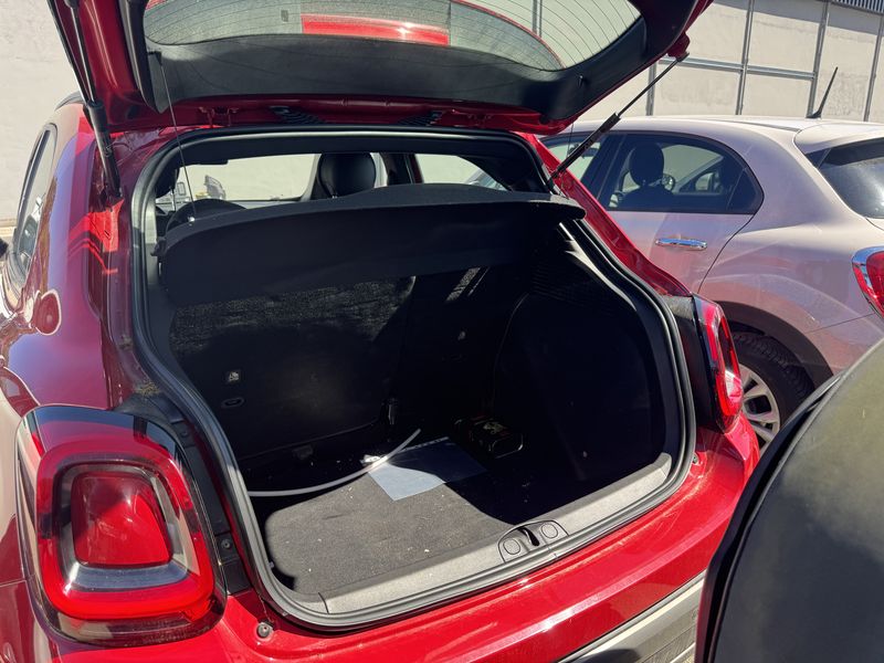 Fiat 500X 1.5 Mild-Hybrid Red — zdjęcie 9