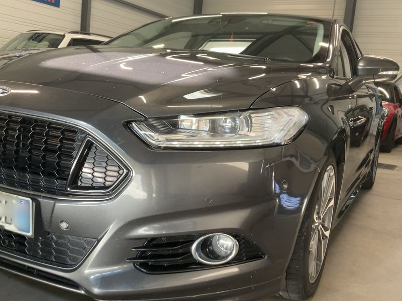 Ford Mondeo 2.0 TDCi ST-Line — zdjęcie 2