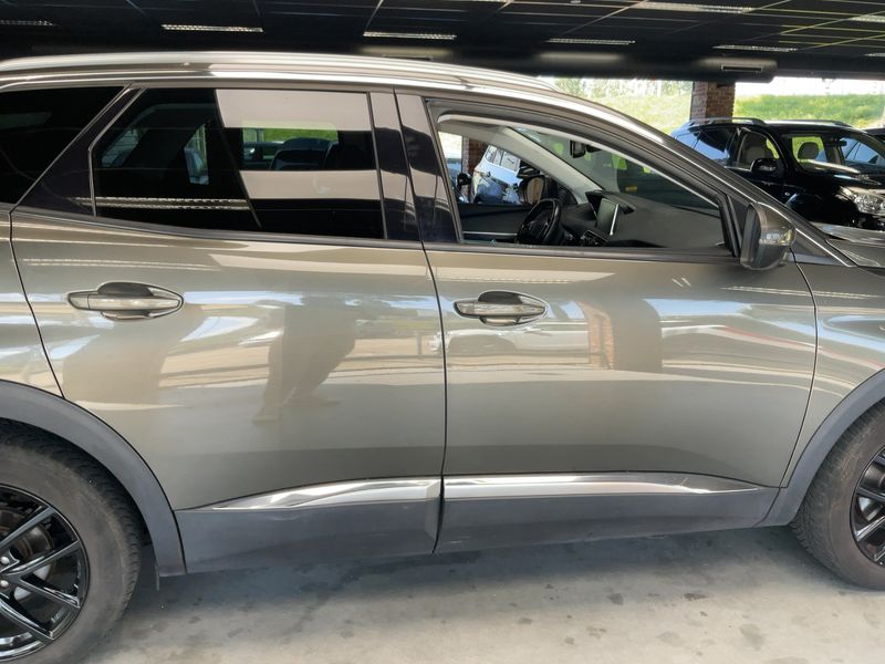 Peugeot 3008 1.2 PureTech Allure — zdjęcie 7