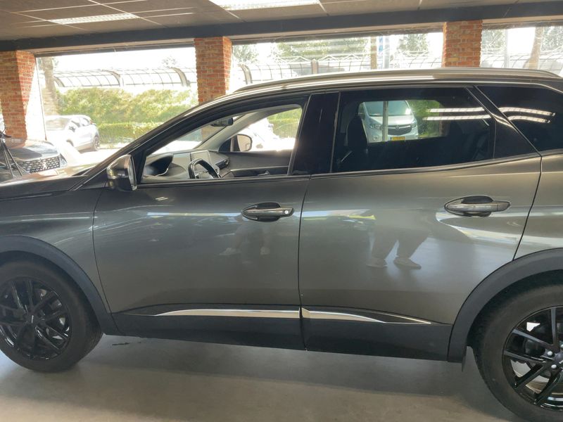 Peugeot 3008 1.2 PureTech Allure — zdjęcie 4