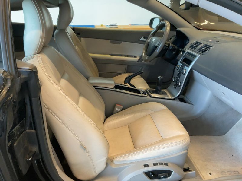 Volvo C70 2.5 T5 Summum — zdjęcie 11