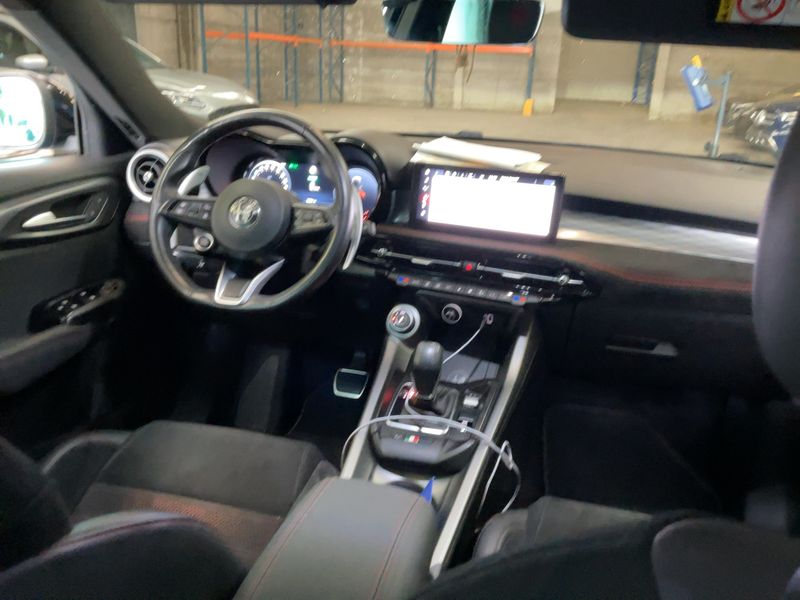 Alfa Romeo Tonale 1.5 VGT Veloce — zdjęcie 12