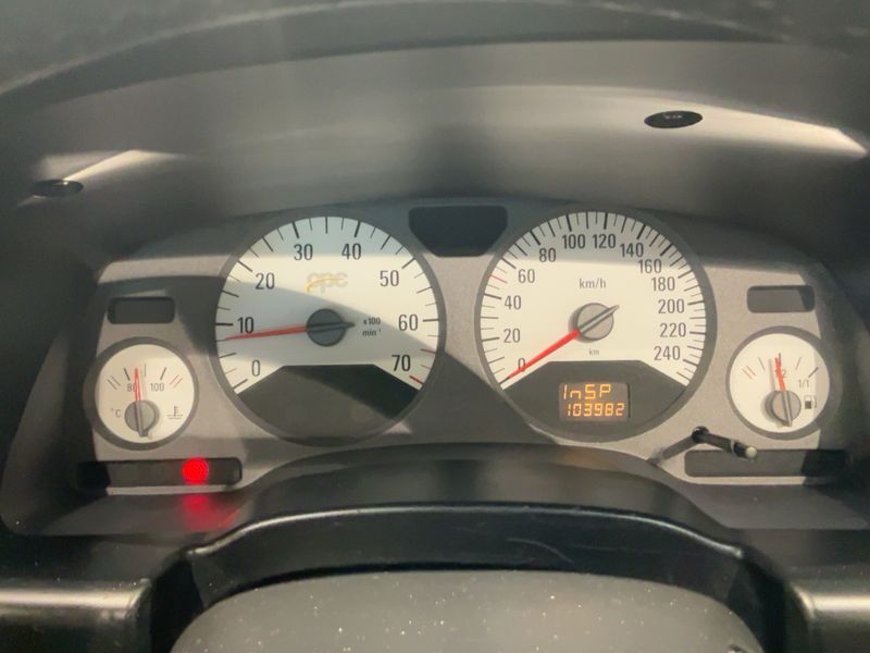 Opel Zafira 2.0 Turbo OPC — zdjęcie 13