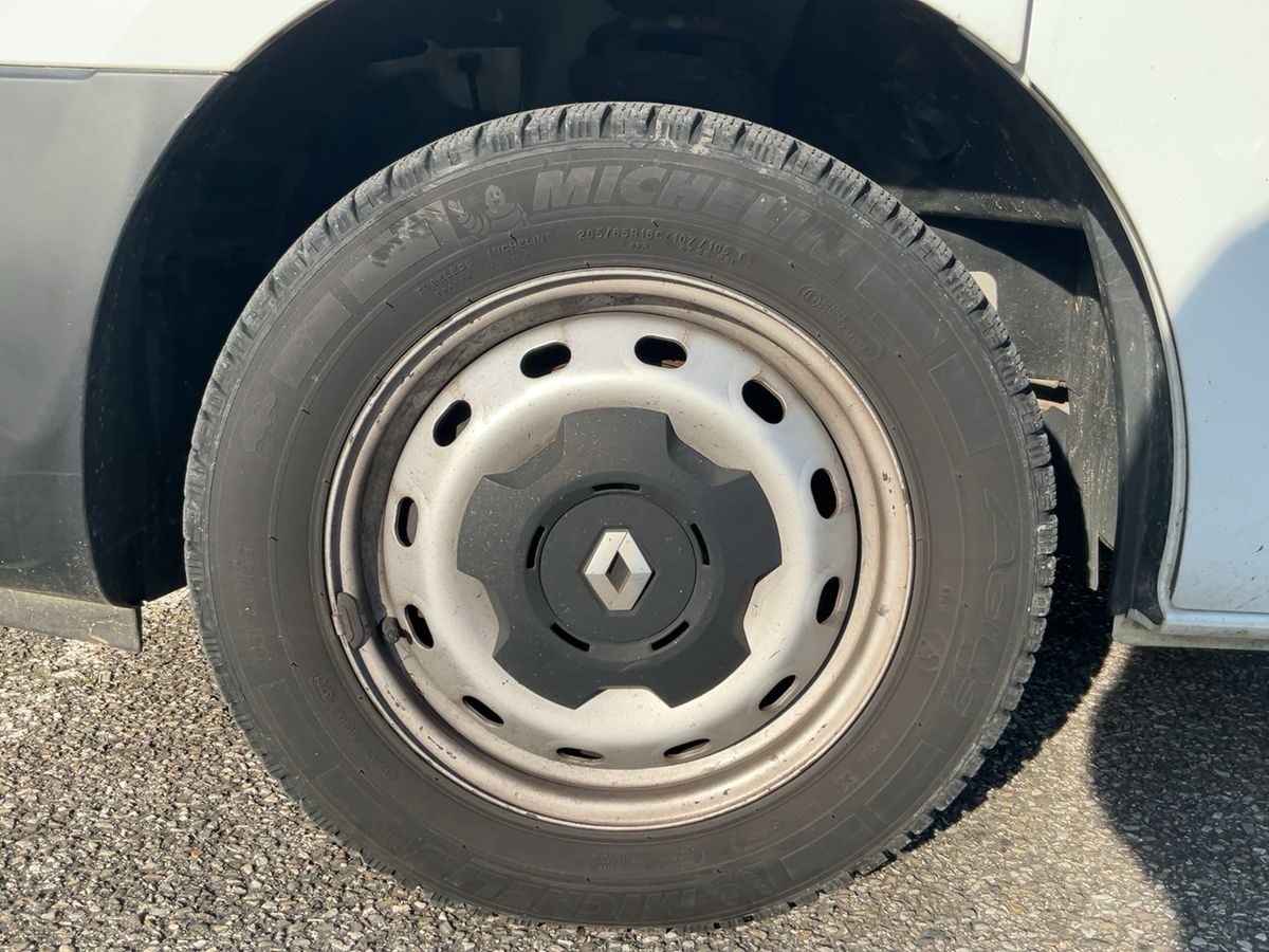 Renault Trafic 2017 — photo 4