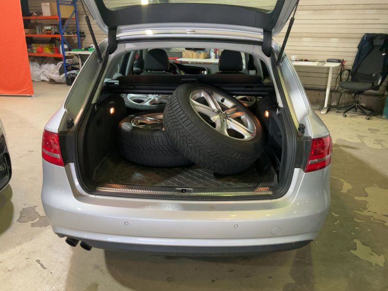 Audi A4 2.0 TDI Ambition 2012 – снимка 16