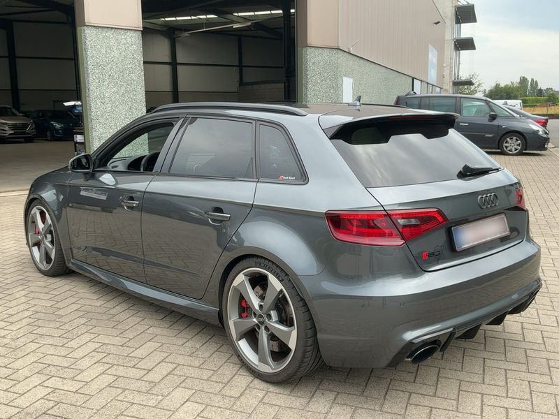 Audi RS 3 Sportback 2.5 TFSI quattro — zdjęcie 3