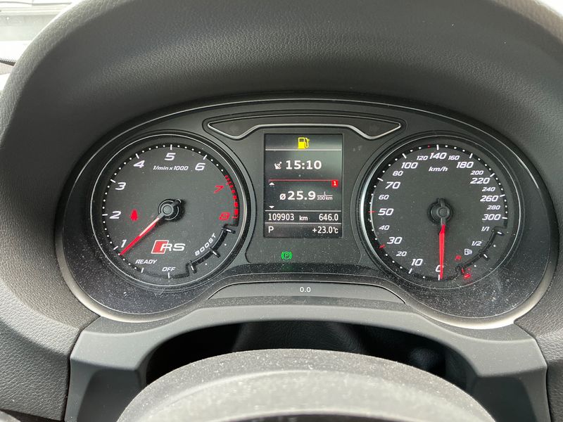 Audi RS 3 Sportback 2.5 TFSI quattro — zdjęcie 13