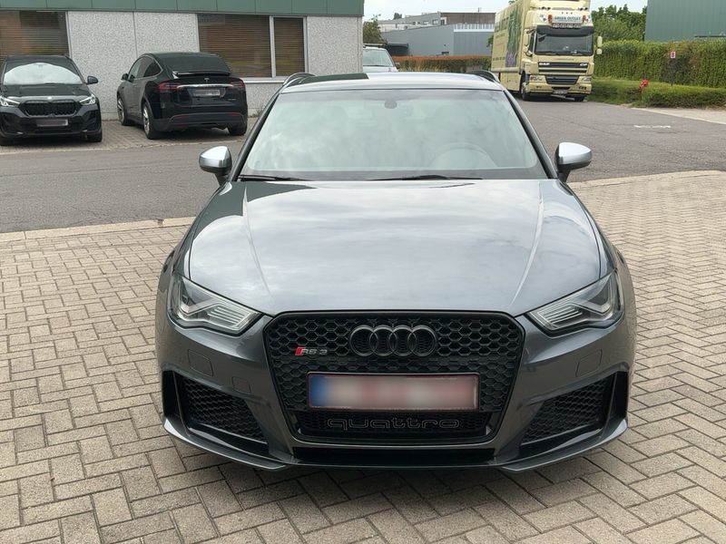 Audi RS 3 Sportback 2.5 TFSI quattro — zdjęcie 9