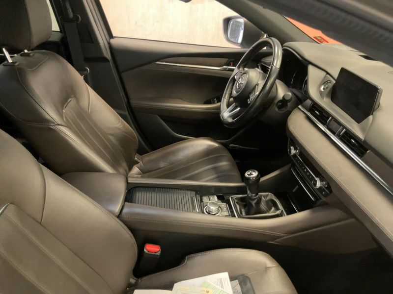 Mazda 6 2.2 Turbodiesel Exclusive-Line — zdjęcie 11