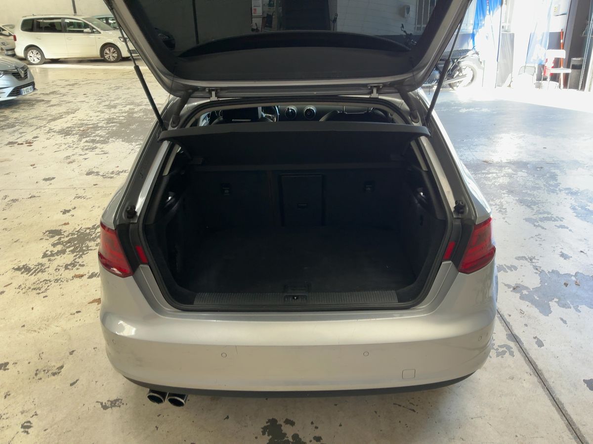 Audi A3 2015 — photo 16