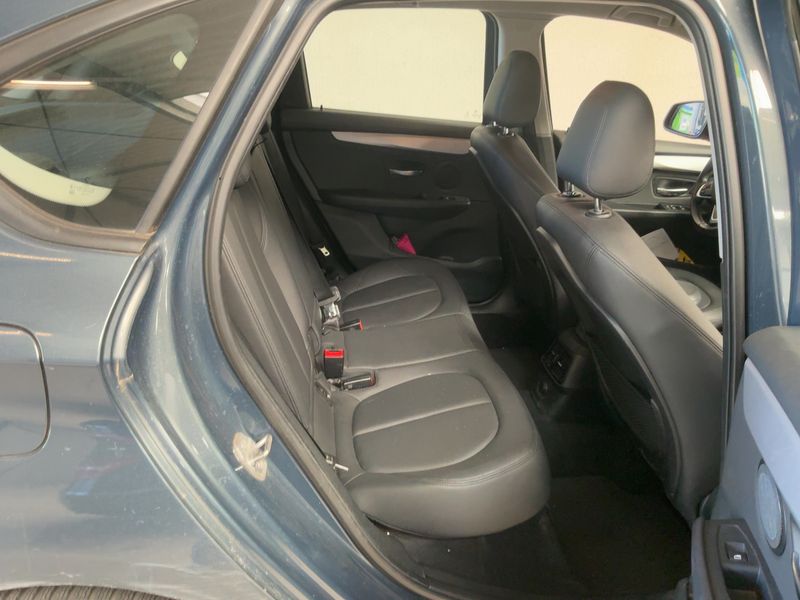 BMW 2er 218d Active Tourer Basis — zdjęcie 14