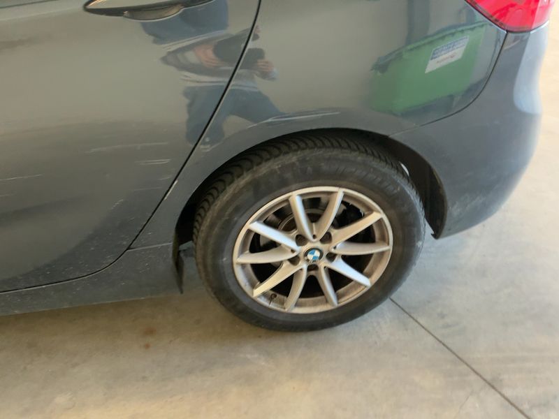 BMW 2er 218d Active Tourer Basis 2015 – снимка 5