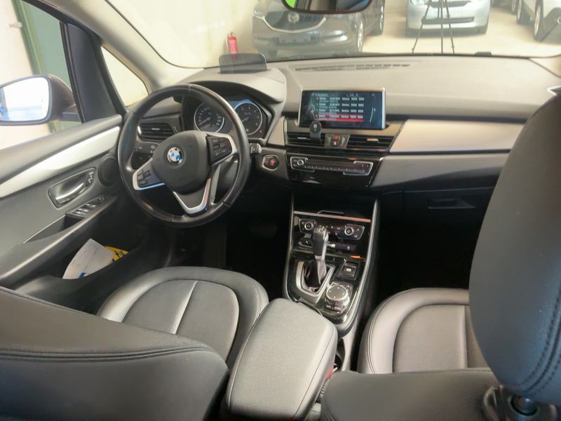 BMW 2er 218d Active Tourer Basis — zdjęcie 12
