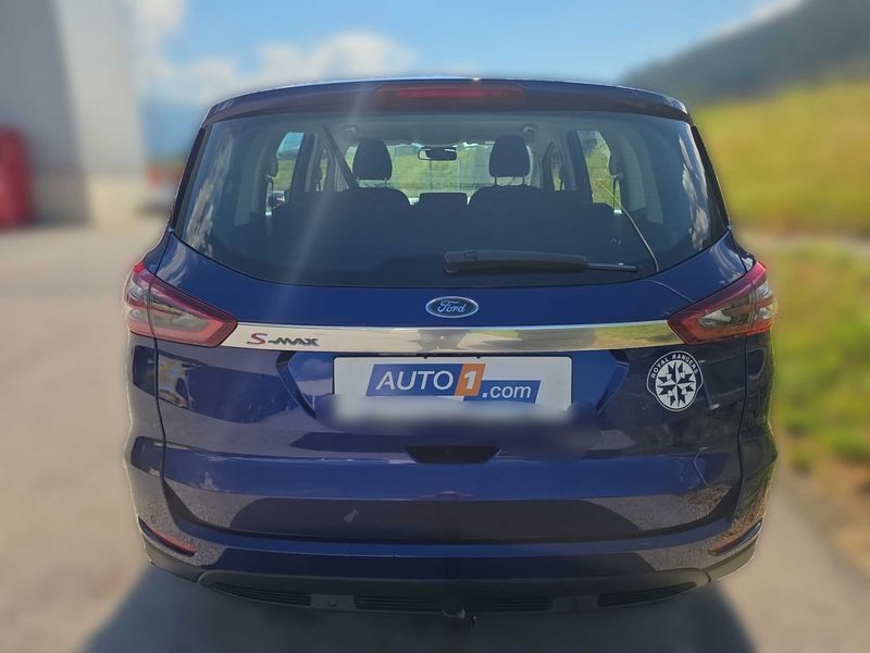 Ford S-Max 2.0 TDCi Titanium 4x4 — zdjęcie 4