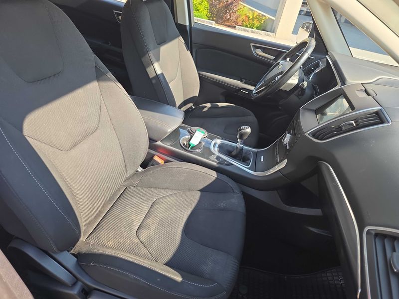 Ford S-Max 2.0 TDCi Titanium 4x4 — zdjęcie 10