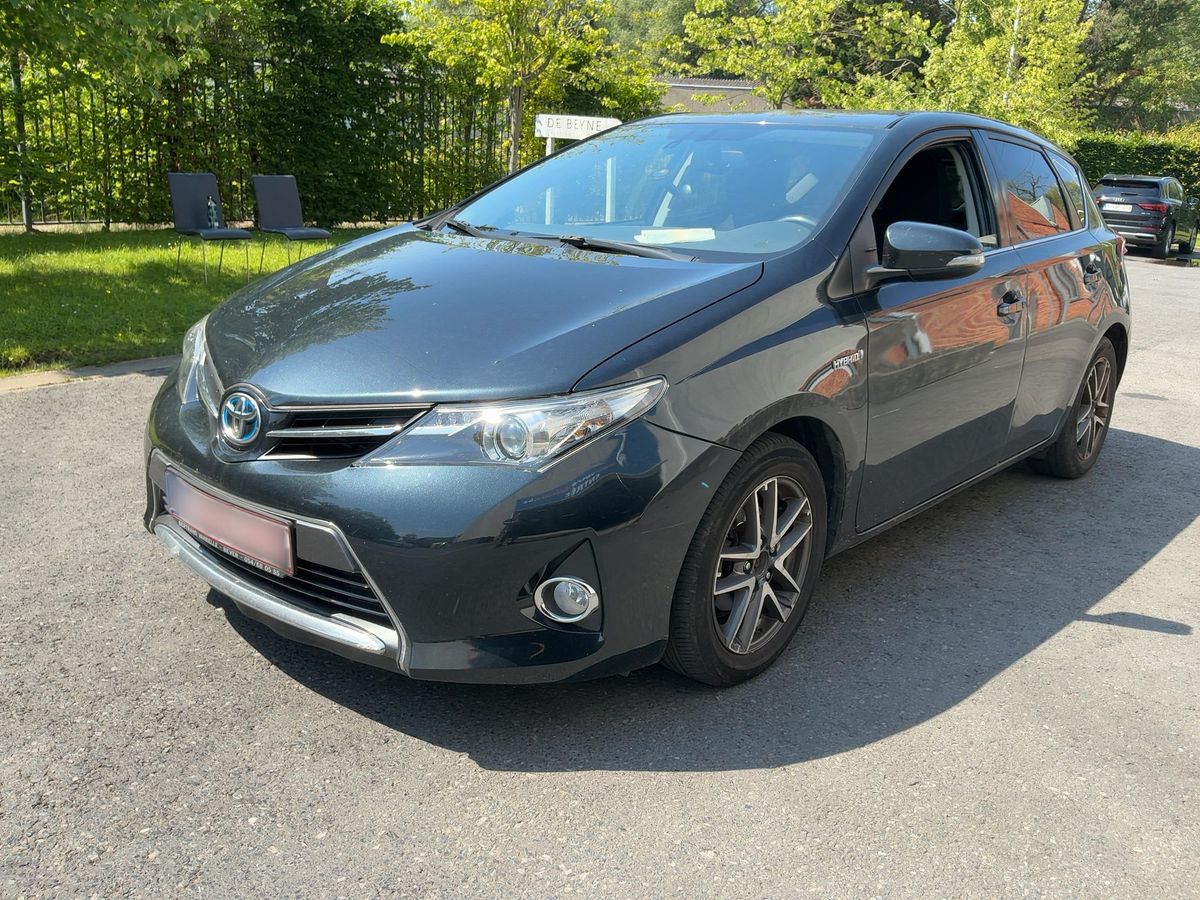 Toyota Auris 2015