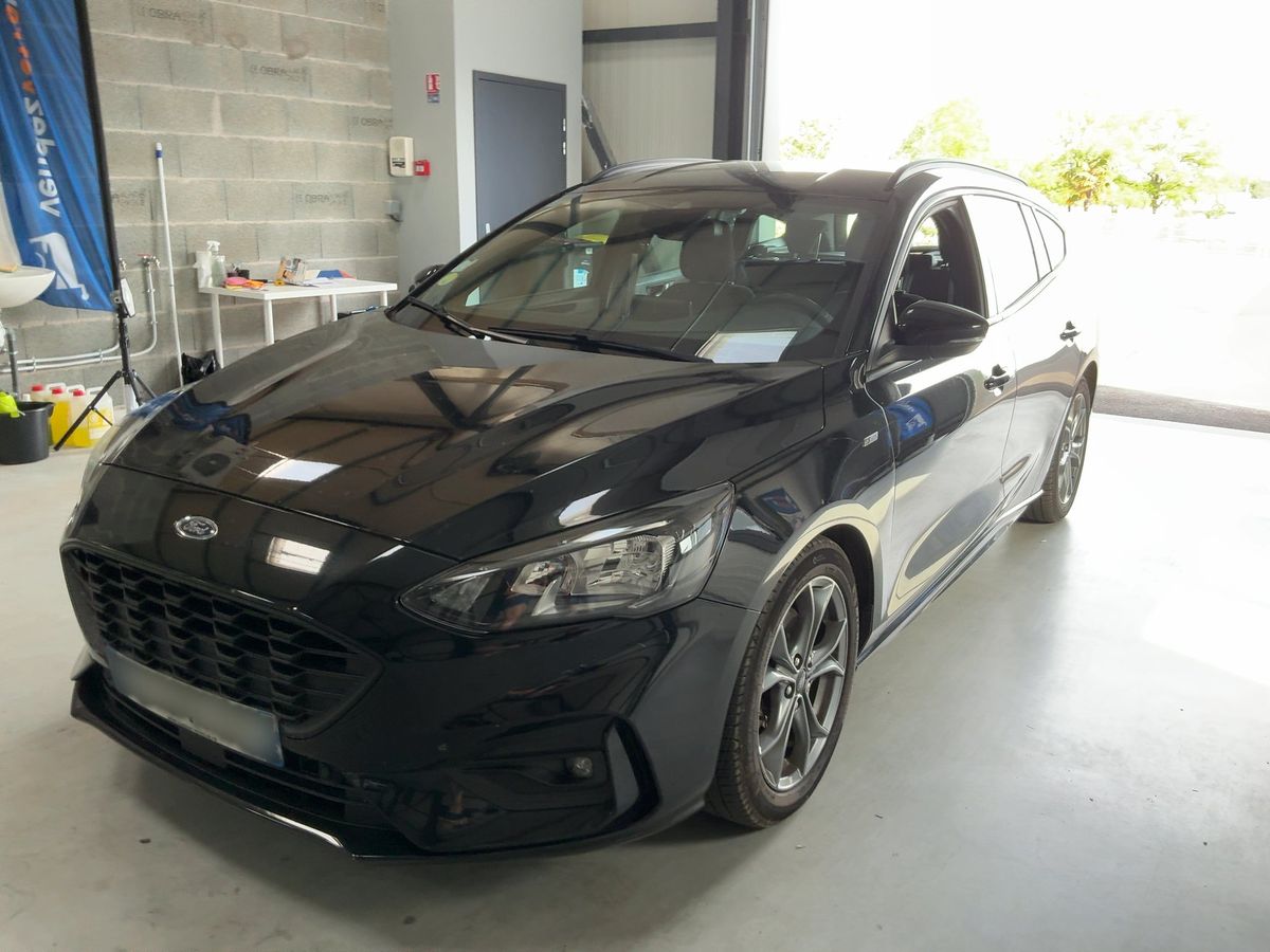 Ford Focus 2020 — photo 1