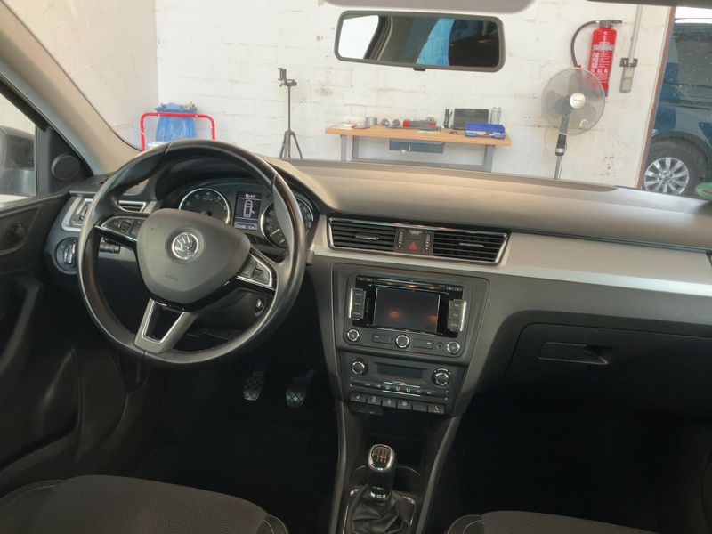 Skoda Rapid Spaceback 1.2 TSI Elegance — zdjęcie 12
