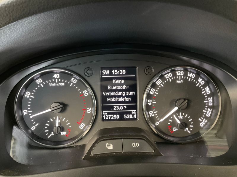 Skoda Rapid Spaceback 1.2 TSI Elegance — zdjęcie 13