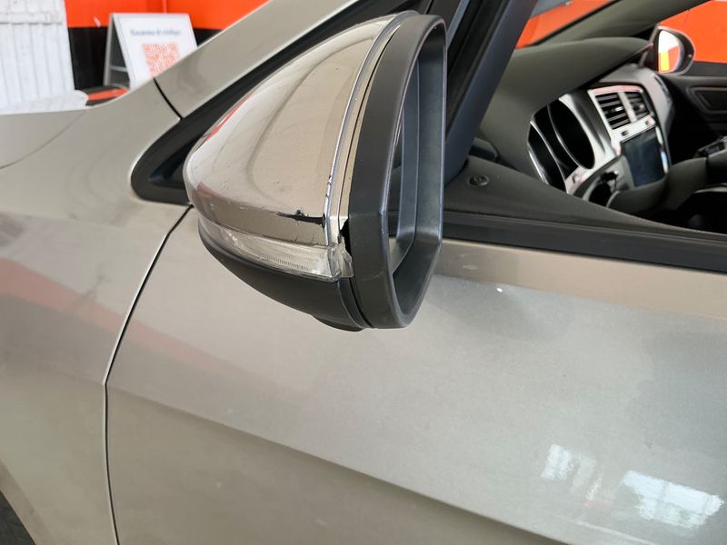 Volkswagen Golf VII 1.6 TDI Advance BlueMotion Tech 2013 – снимка 28
