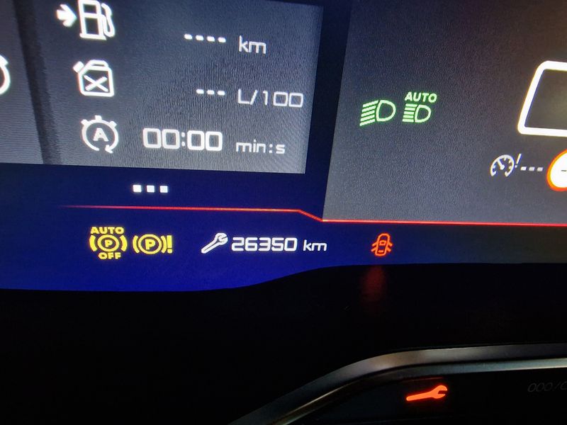 Citroen C5 Aircross 1.2 PureTech Shine — zdjęcie 12