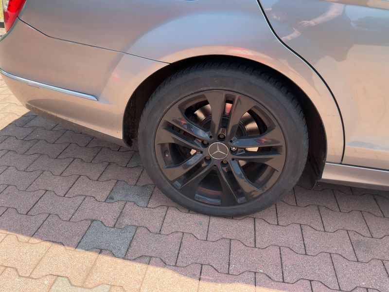 Mercedes-Benz C-Klasse C 220 CDI T BlueEfficiency Avantgarde 2012 – снимка 9