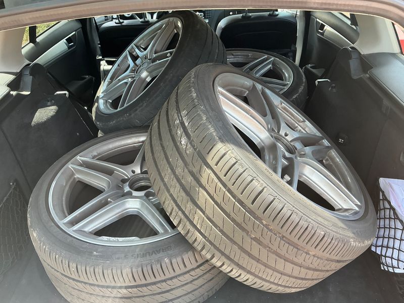 Mercedes-Benz C-Klasse C 220 CDI T BlueEfficiency Avantgarde 2012 – снимка 15