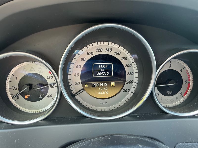 Mercedes-Benz C-Klasse C 220 CDI T BlueEfficiency Avantgarde 2012 – снимка 19