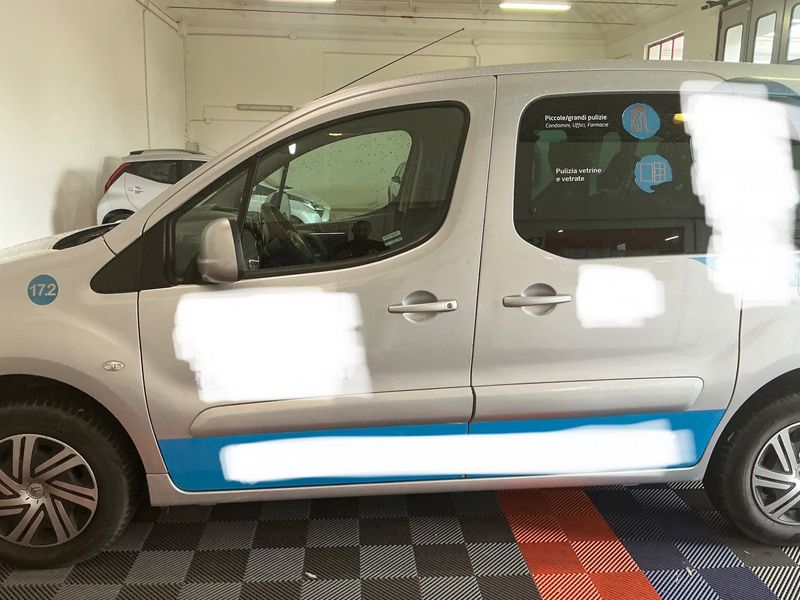 Citroen Berlingo 1.6 Blue-HDi Seduction (N1) — zdjęcie 4