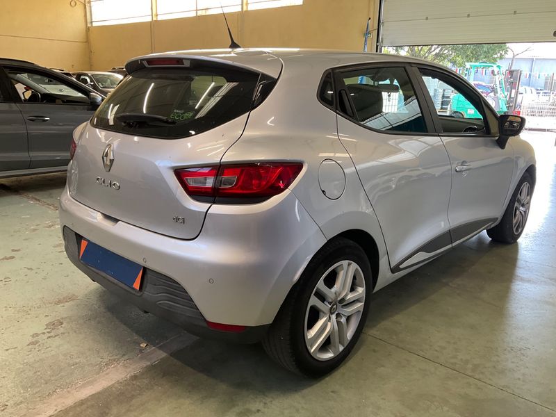 Renault Clio 1.5 dCi Energy Business Eco2 — zdjęcie 2