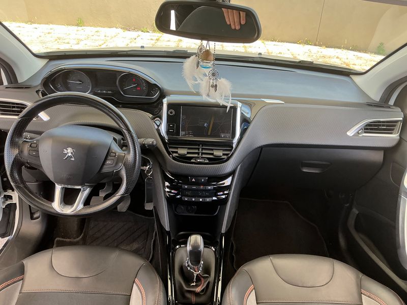 Peugeot 2008 1.2 PureTech Crossway — zdjęcie 12