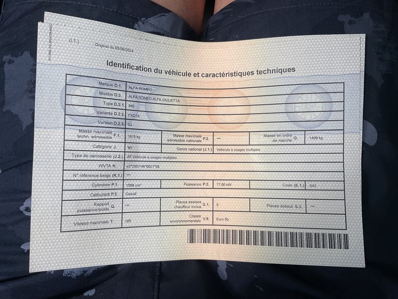 Alfa Romeo Giulietta 1.6 JTDM Turismo — zdjęcie 5