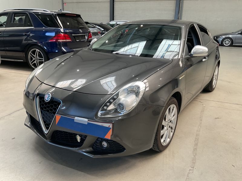 Alfa Romeo Giulietta 1.6 JTDM Turismo