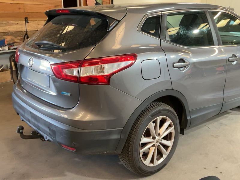 Nissan Qashqai 1.5 Turbodiesel Business Edition 2015 – снимка 8