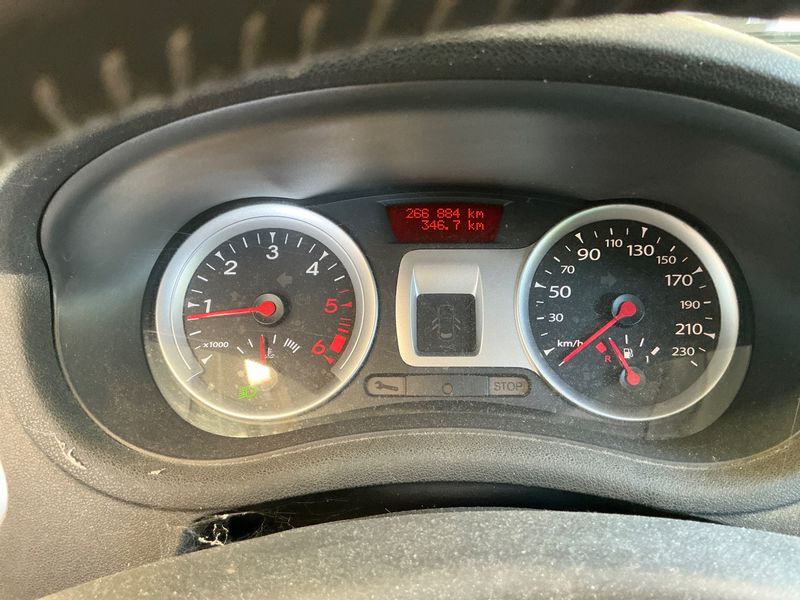 Renault Clio 1.5 dCi Dynamique — zdjęcie 4