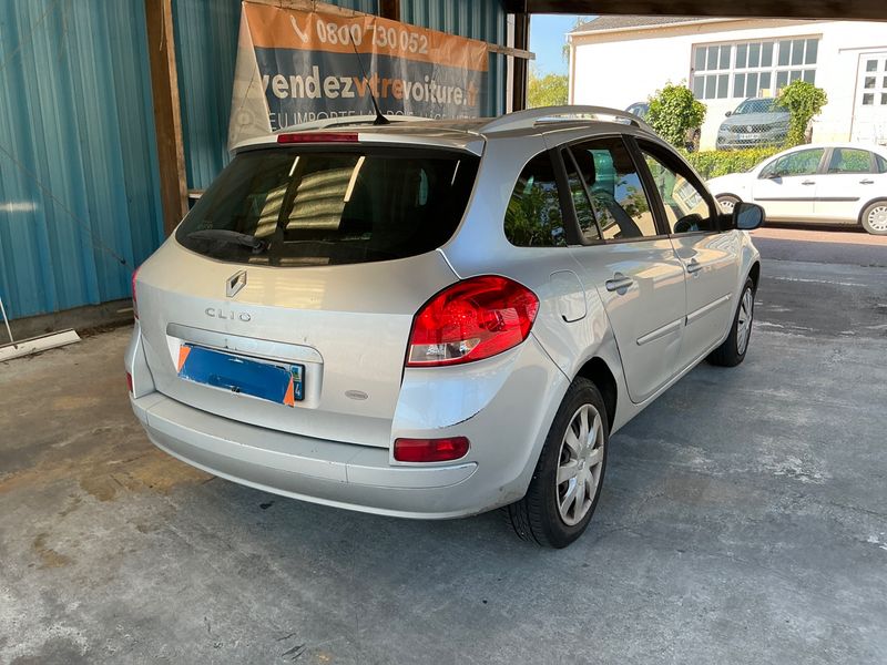 Renault Clio 1.5 dCi Dynamique — zdjęcie 2