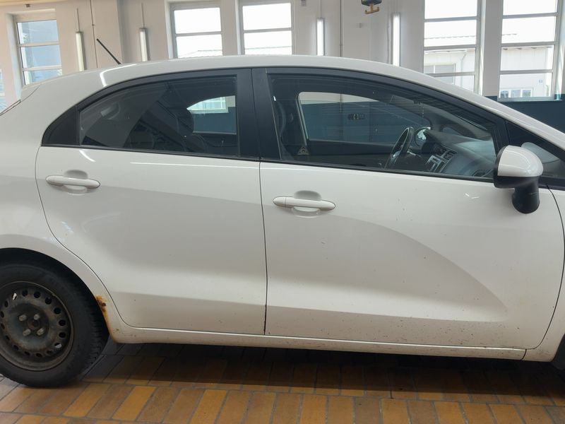 Kia Rio 1.2 Attract — zdjęcie 7