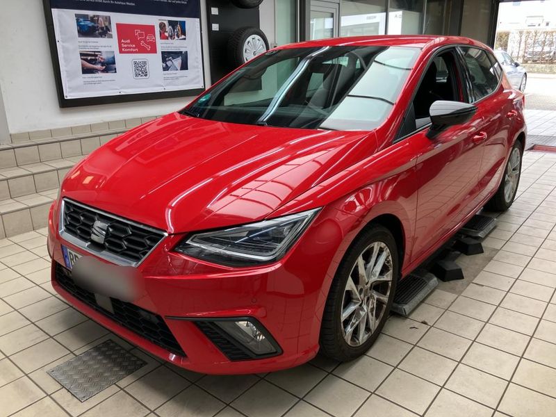 Seat Ibiza 1.0 TSI FR — zdjęcie 1