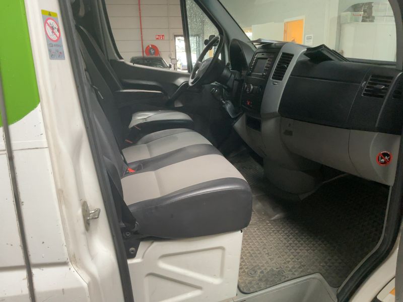 Volkswagen Crafter 2.0 TDI Kasten 35 mittlerer Radstand 2016 – снимка 16