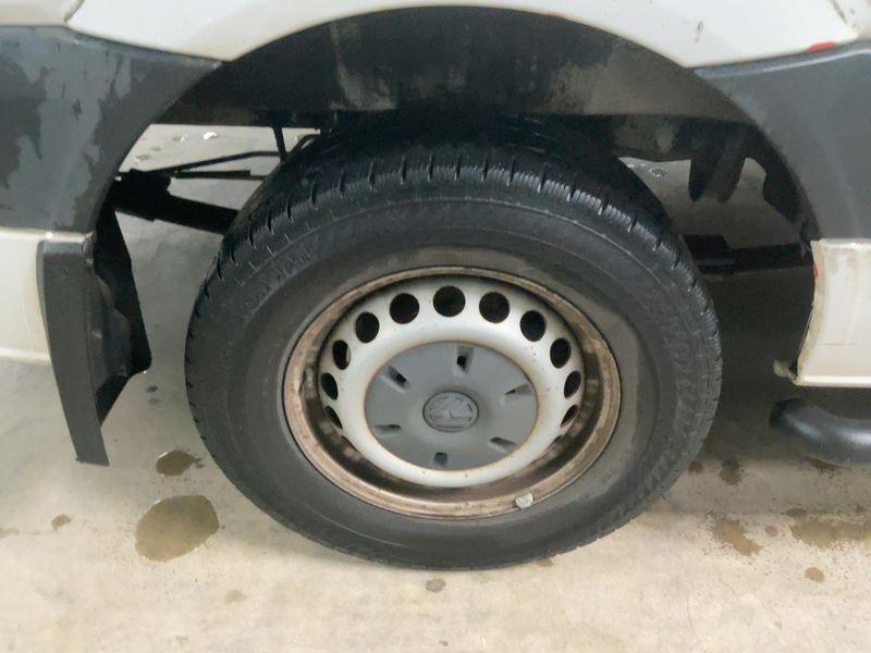 Volkswagen Crafter 2.0 TDI Kasten 35 mittlerer Radstand 2016 – снимка 9